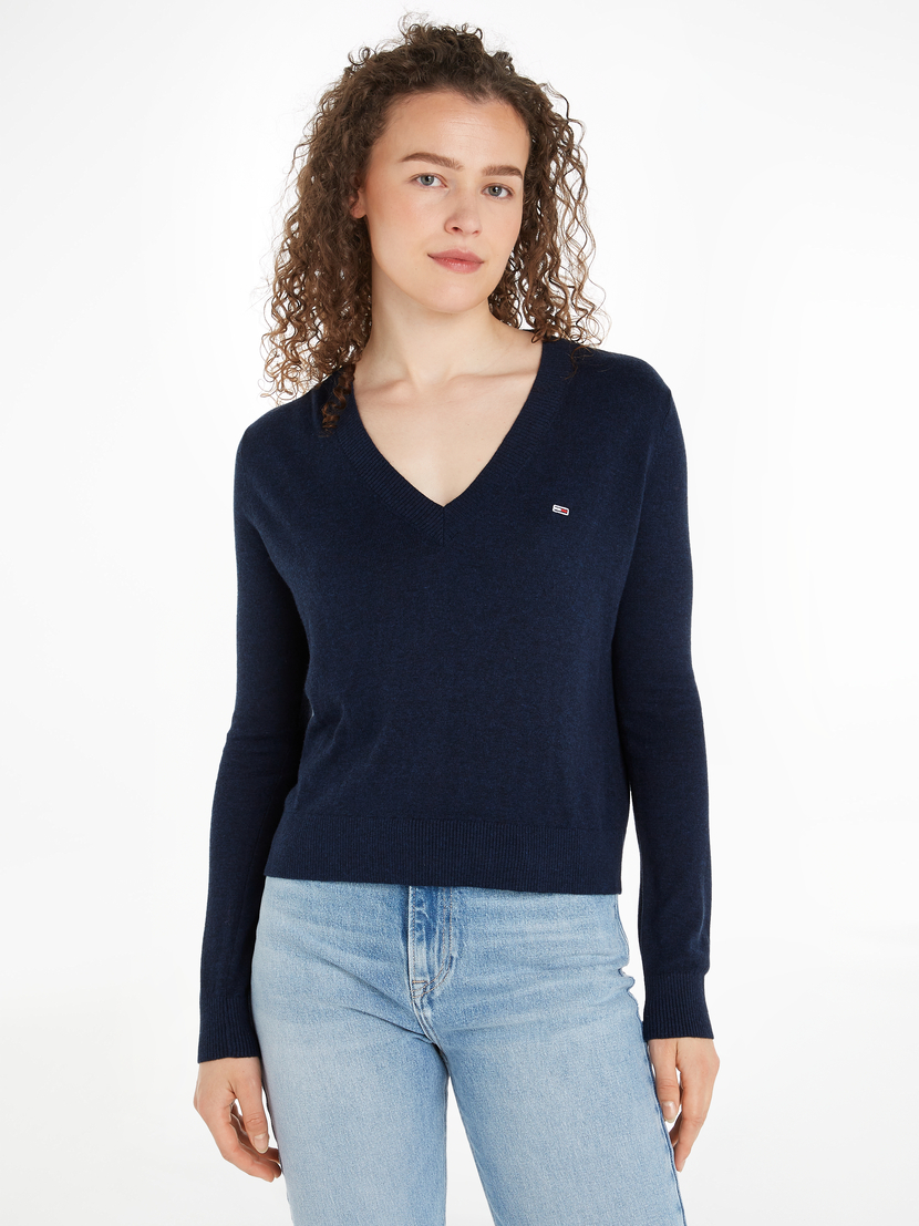 DW0DW18670 TJW ESSENTIAL VNECK SWEATER EXT