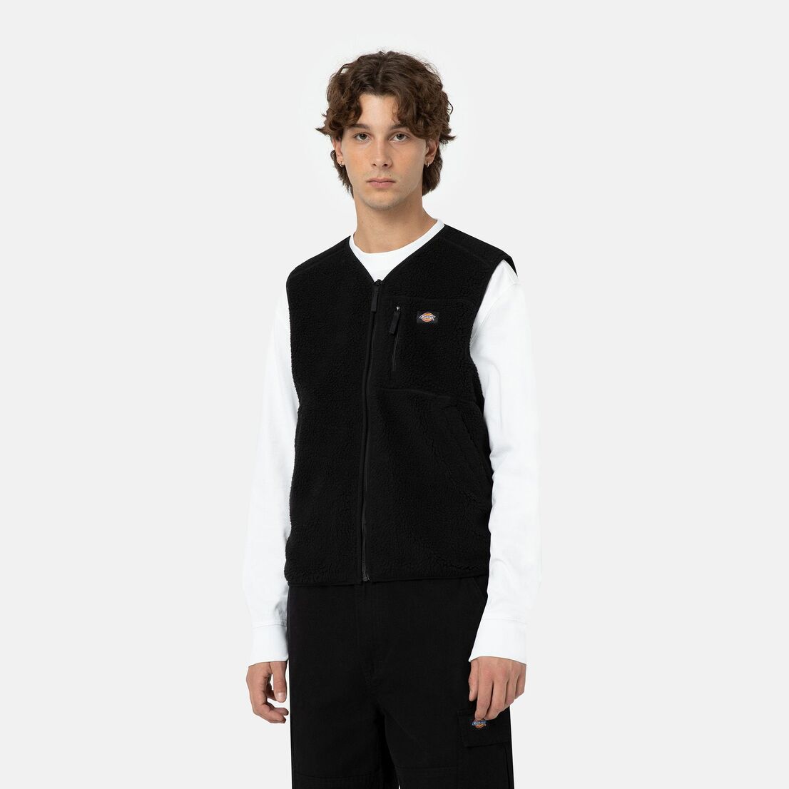 MOUNT HOPE VEST BLACK