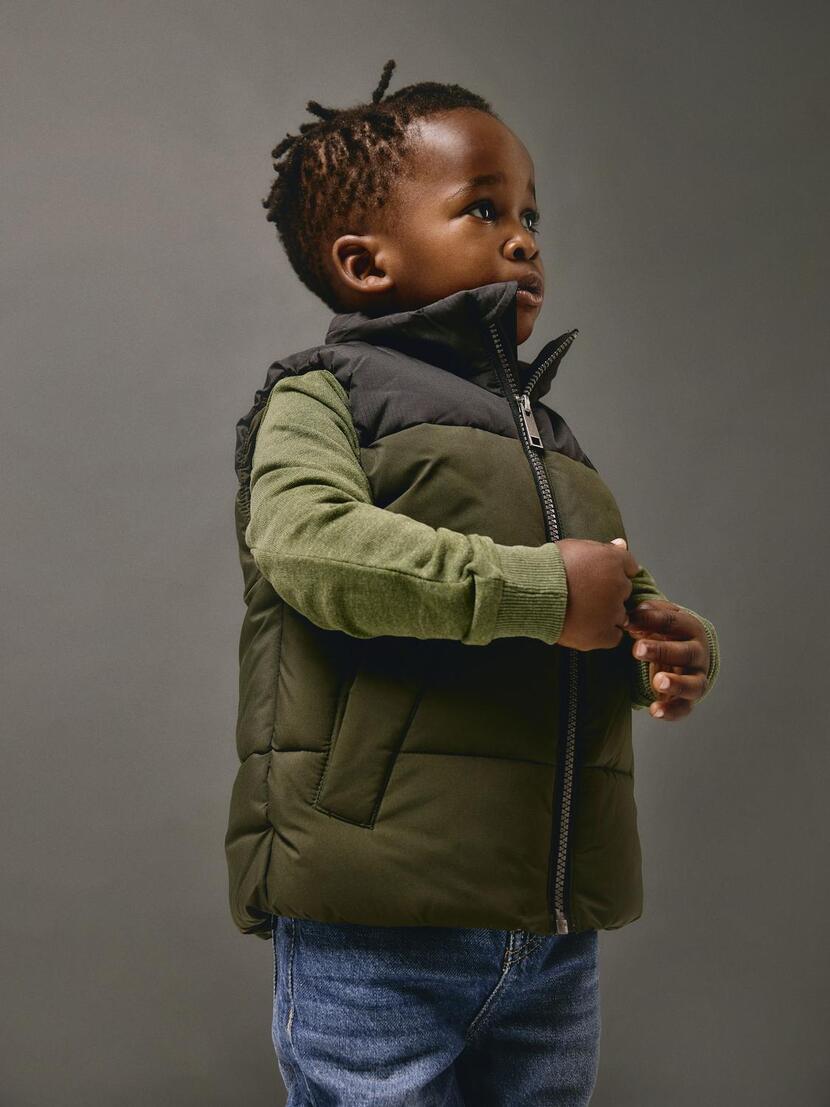 NMMMORNING PUFFER VEST TB