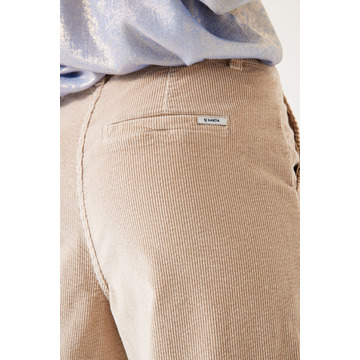 Broek van het merk Garcia in het Beige