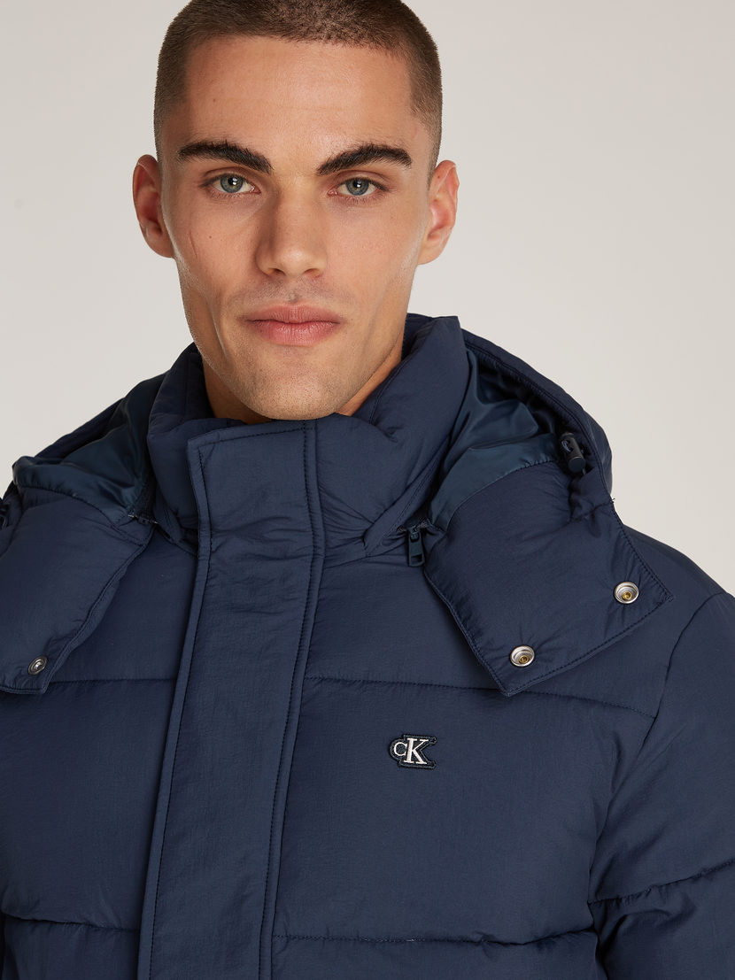 ESSENTIALS NON DOWN JACKET