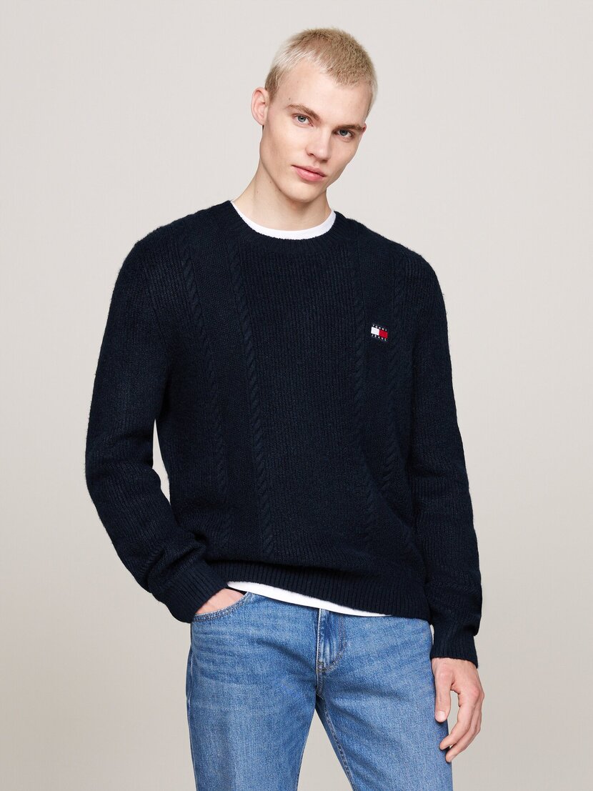 DM0DM19440 TJM SLIM CABLE KNIT CNECK