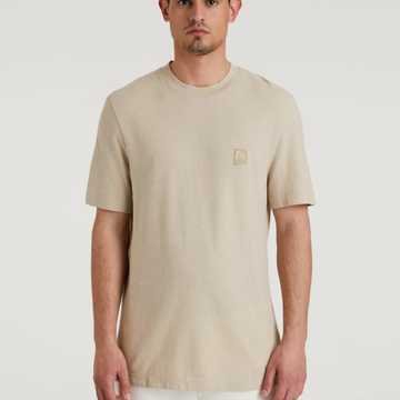 T-shirt van het merk Chasin' in het Beige