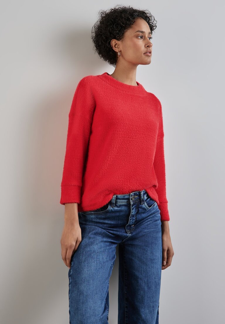 A322116 fluffy turtle neck shirt