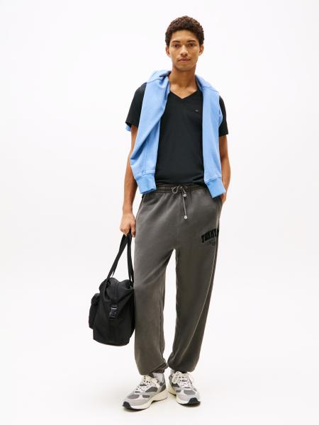 Afbeelding voor product T-shirt van het merk Tommy Jeans in het Zwart