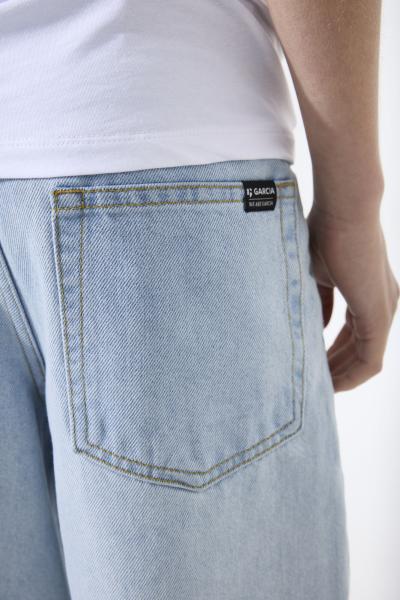 Afbeelding voor product Short van het merk Garcia in het Jeans