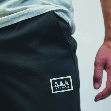 Afbeelding voor product Jogging van het merk The Vandal in het Zwart