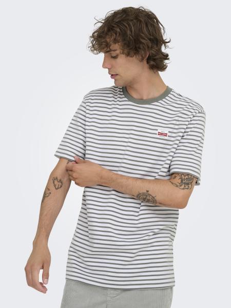 Afbeelding voor product T-shirt van het merk Only & Sons in het Wit