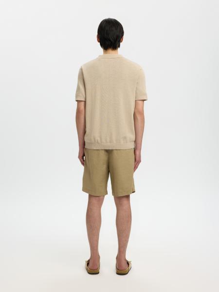 Afbeelding voor product Polo van het merk Selected in het Beige