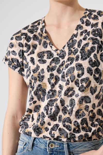 Afbeelding voor product T-shirt van het merk Garcia in het Beige