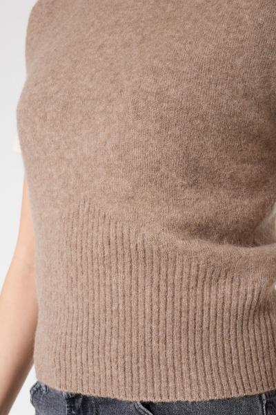 Afbeelding voor product Debardeur van het merk Garcia in het Beige