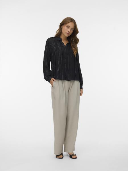 Afbeelding voor product Bloes van het merk Vero Moda in het Zwart