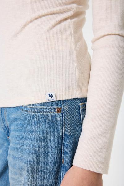 Afbeelding voor product T-shirt van het merk Garcia in het Ecru