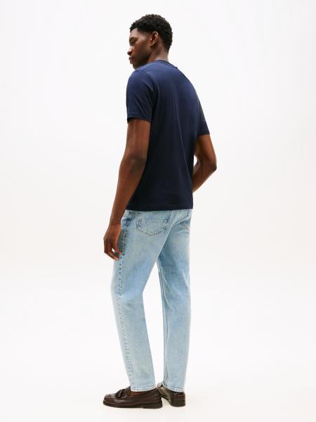 Afbeelding voor product T-shirt van het merk Tommy Hilfiger in het Marine