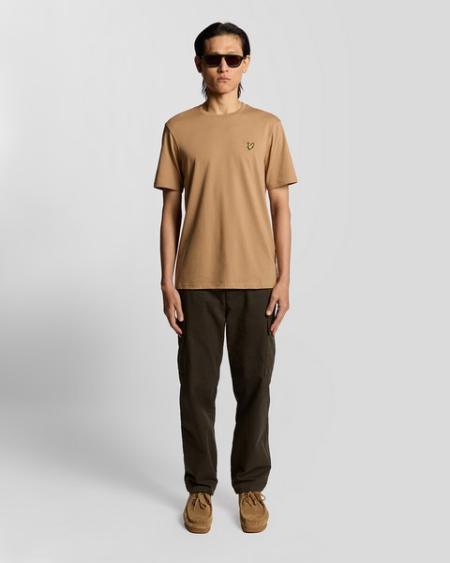Afbeelding voor product T-shirt van het merk Lyle & Scott in het Beige