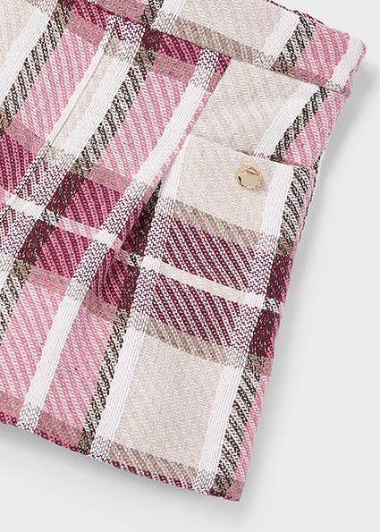 Afbeelding voor product Short van het merk Mayoral in het Rood