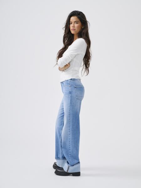 Afbeelding voor product Jeans van het merk Only in het Jeans