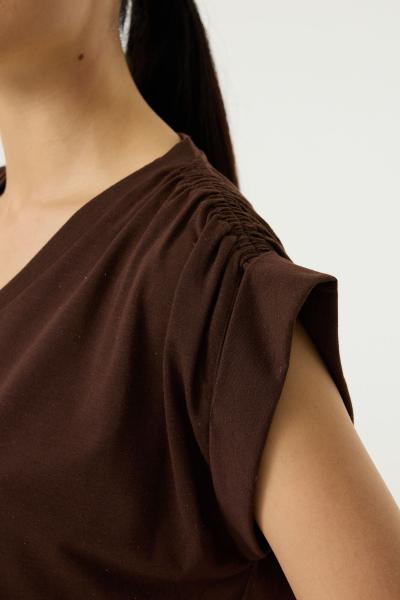 Afbeelding voor product T-shirt van het merk Garcia in het Bruin