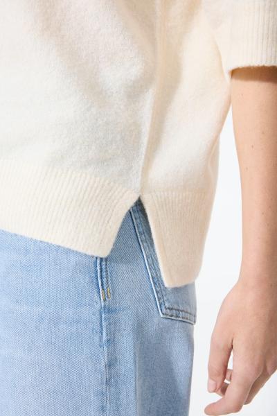 Afbeelding voor product Pull van het merk Garcia in het Wit