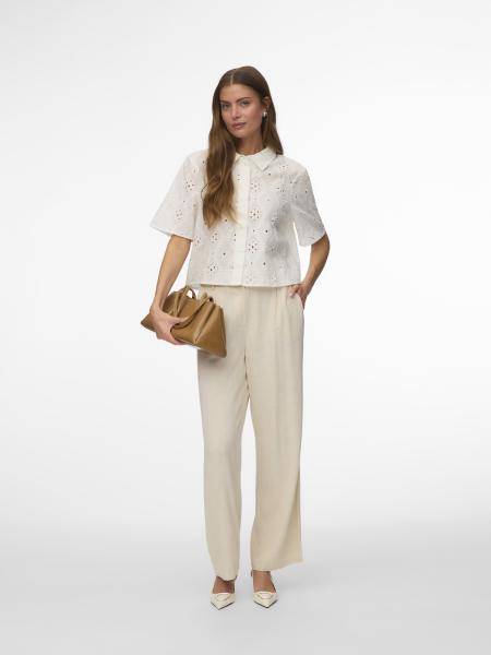 Afbeelding voor product Bloes van het merk Vero Moda in het Wit