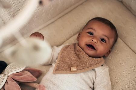 Afbeelding voor product Slabbetjes van het merk Jollein in het Bruin