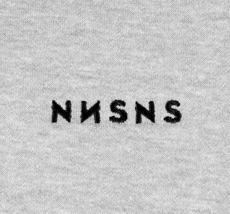 Afbeelding voor product Sweater van het merk Nnsns in het Grijs
