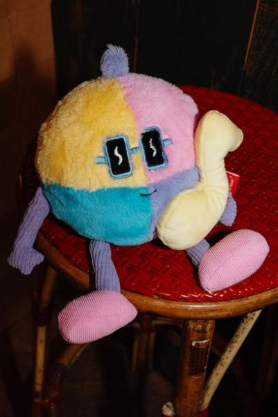 Afbeelding voor product Knuffel van het merk Hello Hossy in het Geel