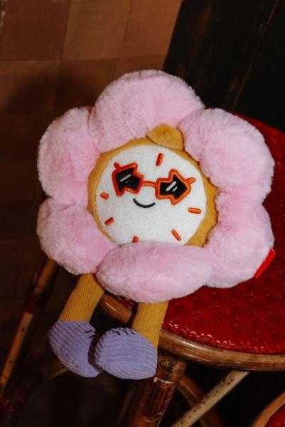 Afbeelding voor product Knuffel van het merk Hello Hossy in het Roze