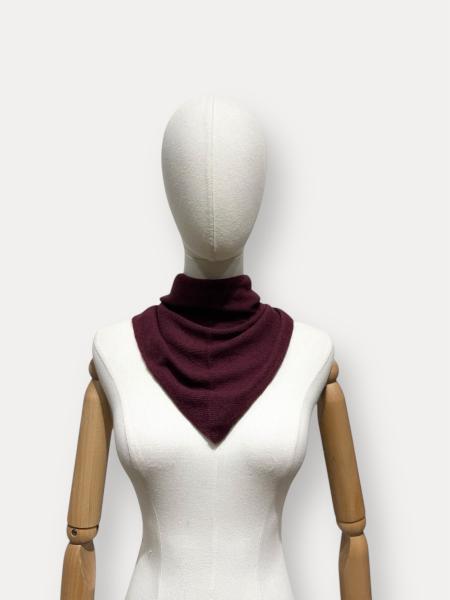 Afbeelding voor product Sjaal  van het merk Artex in het Bordeaux