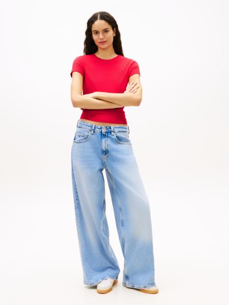 Afbeelding voor product T-shirt van het merk Tommy Jeans in het Rood