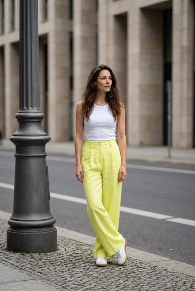 Afbeelding voor product Broek van het merk Amelie & Amelie in het Geel