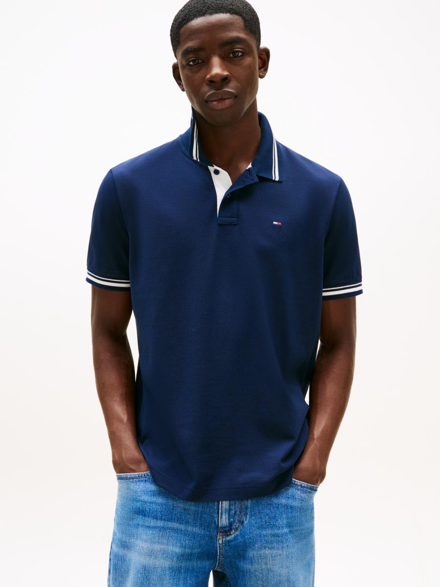 Afbeelding voor product Polo van het merk Tommy Jeans in het Marine