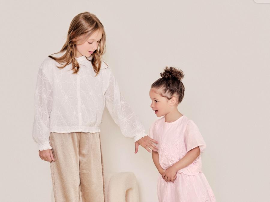 Afbeelding voor product Bloes van het merk Awesome in het Ecru