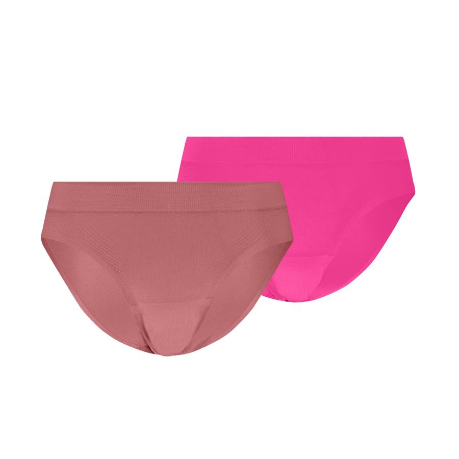 Afbeelding voor product Slip van het merk Puma in het Roze