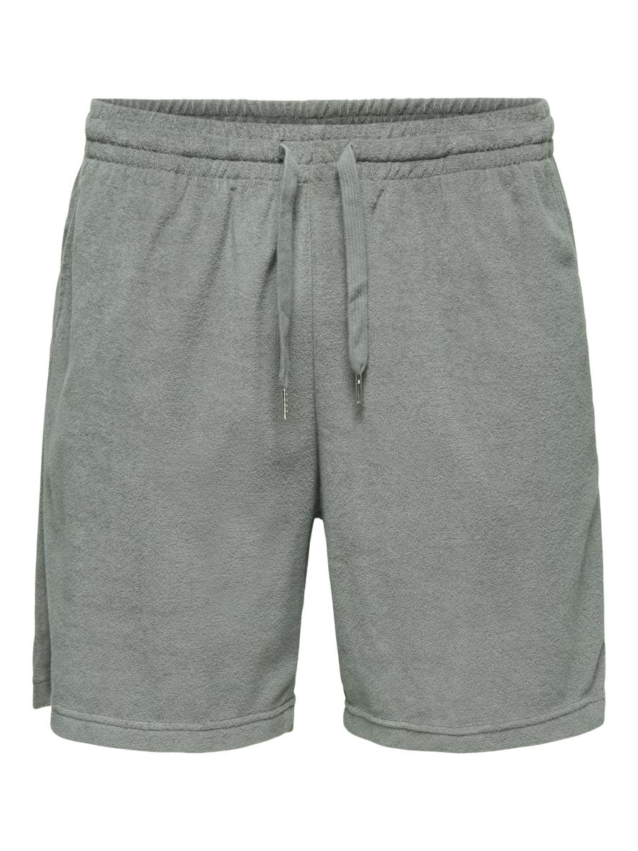 Afbeelding voor product Short van het merk Only & Sons in het Groen