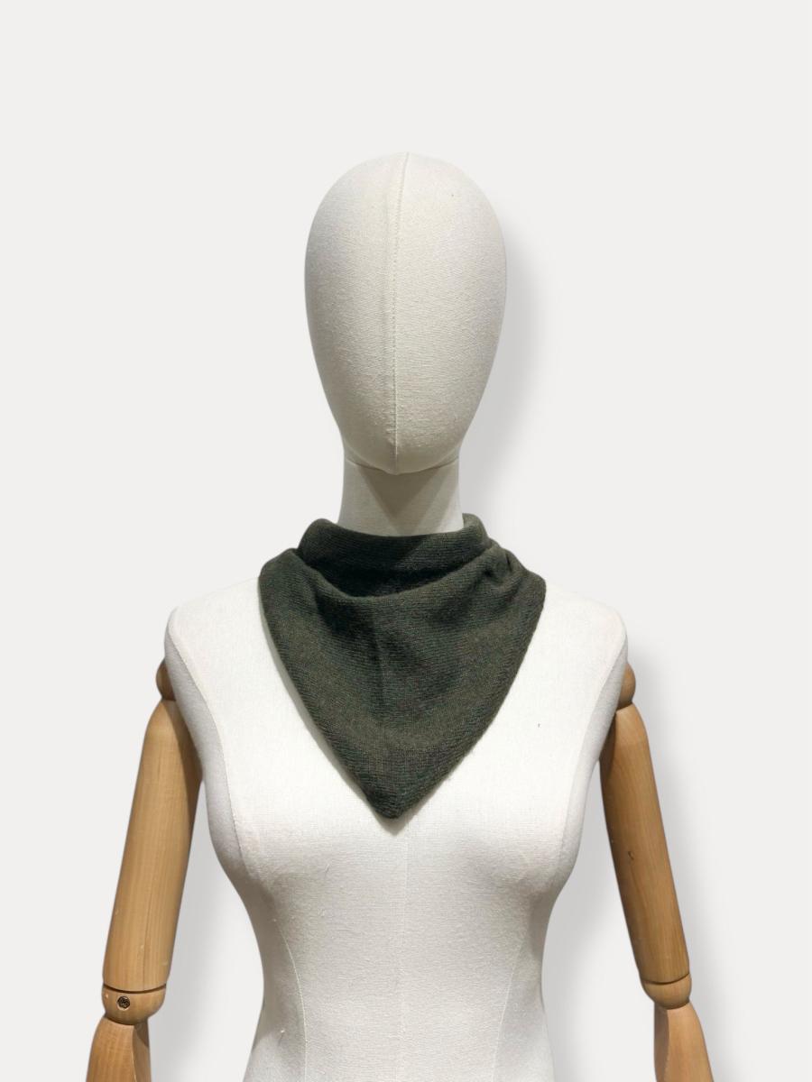 Afbeelding voor product Sjaal  van het merk Artex in het Kaki