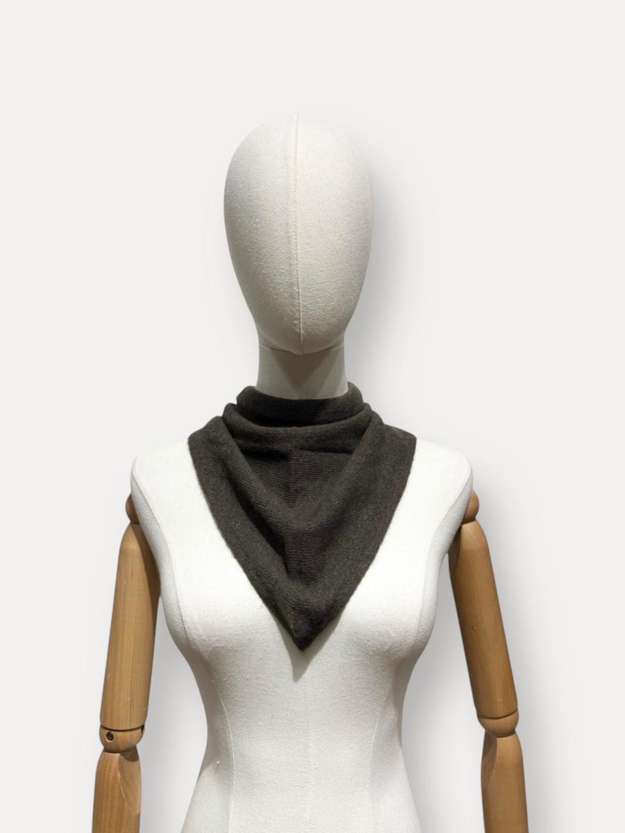 Afbeelding voor product Sjaal  van het merk Artex in het Bruin