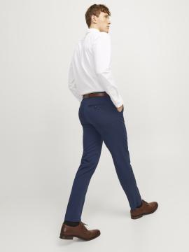 Afbeelding voor product Broek van het merk Jack & Jones Premium in het Marine