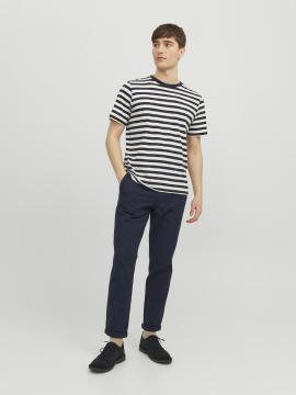 Afbeelding voor product Broek van het merk Jack & Jones in het Marine