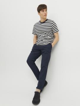 Afbeelding voor product Broek van het merk Jack & Jones in het Marine