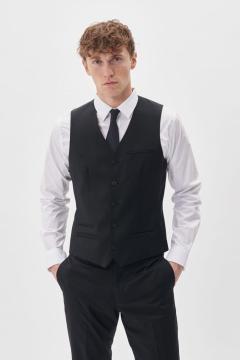 Afbeelding voor product Gilet van het merk Matinique in het Zwart