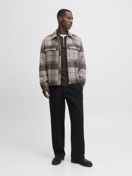 Afbeelding voor product Pull van het merk Jack & Jones in het Bruin