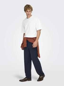 Afbeelding voor product T-shirt van het merk Only & Sons in het Wit