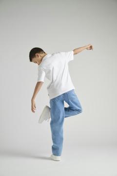 Afbeelding voor product T-shirt van het merk Only & Sons Junior  in het Wit