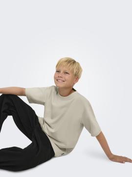 Afbeelding voor product T-shirt van het merk Only & Sons Junior  in het zilver