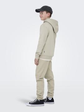 Afbeelding voor product Sweater van het merk Only & Sons Junior  in het zilver