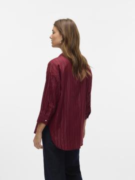Afbeelding voor product Bloes van het merk Vero Moda in het Bordeaux