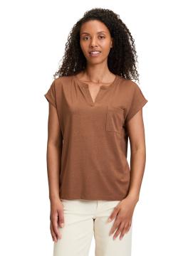 Afbeelding voor product T-shirt van het merk Betty & Co  in het Bruin