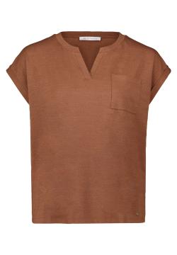 Afbeelding voor product T-shirt van het merk Betty & Co  in het Bruin
