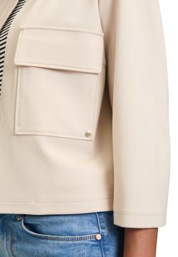 Afbeelding voor product Blazer van het merk Betty & Co  in het Beige